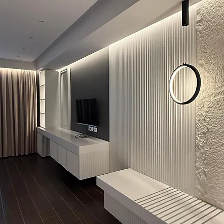 Hotel Xhixha Luxury