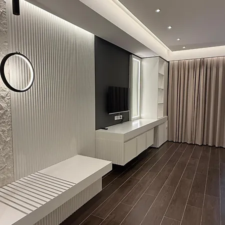 Xhixha Luxury Hotel 4*